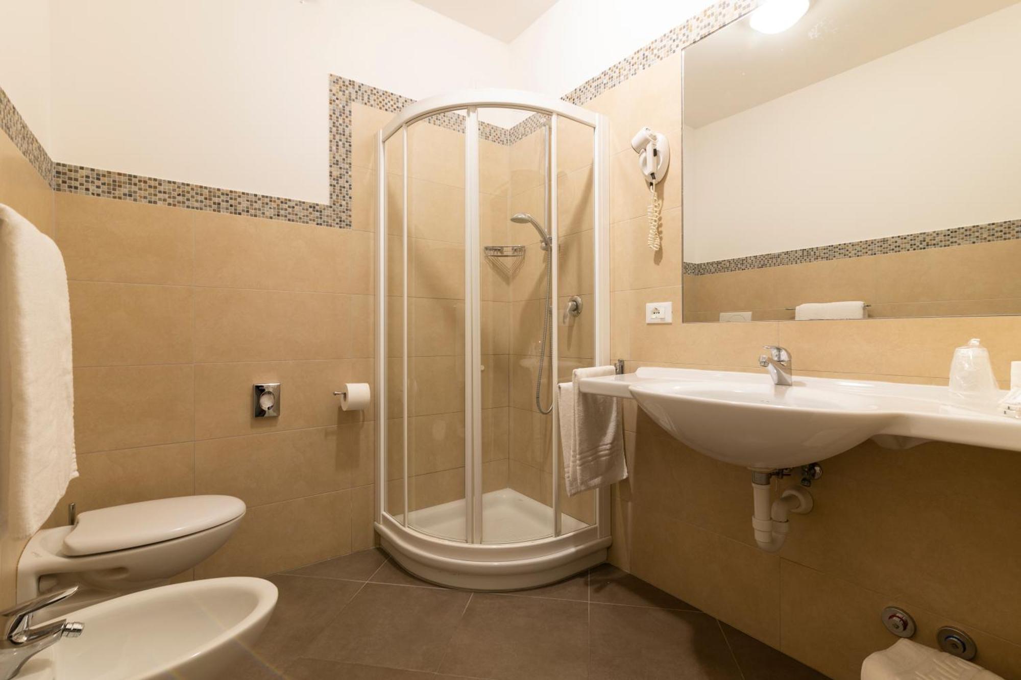 Hotel Miami Lido di Jesolo Szoba fotó